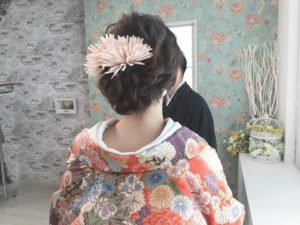 

ブライダルヘアメイク
レンタル衣装などのご予約お待ちしてます。
二次会用ウェディングドレスもご用意あります☆
</p>
                </section>    
    
</main>


<!--footer/-->
<footer>
    <div id=